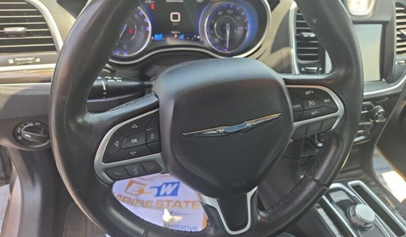 
								2015 Chrysler 300 Limited full									