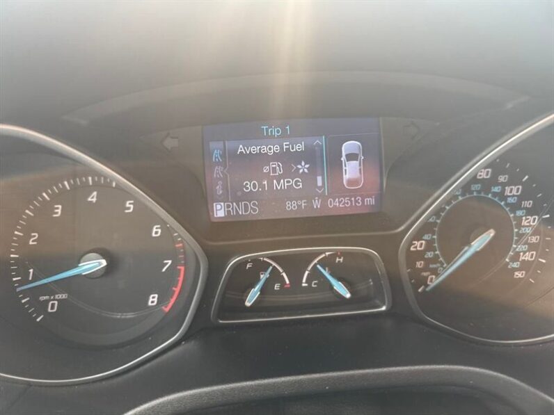 
								2012 Ford Focus SEL full									