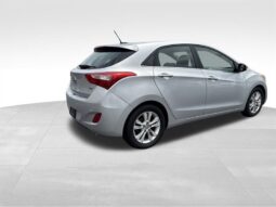 
										2014 Hyundai ELANTRA GT Base full									