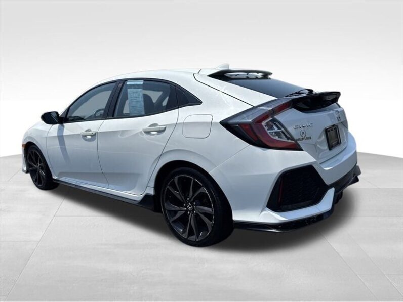
								2017 Honda Civic Sport full									