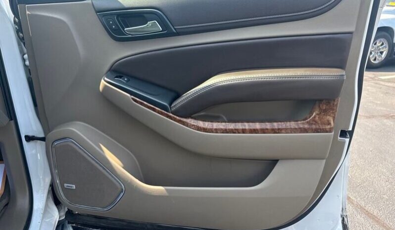 
								2016 Chevrolet Suburban LTZ full									