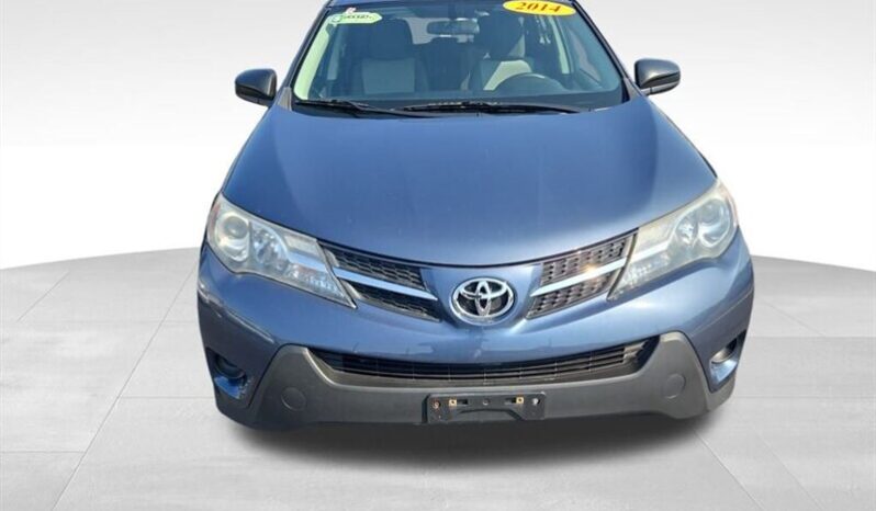 
								2014 Toyota RAV4 LE full									