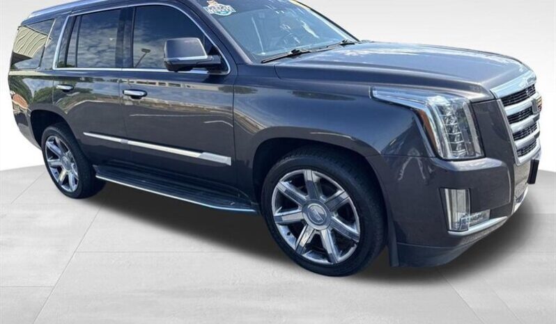 
								2016 Cadillac Escalade Luxury full									