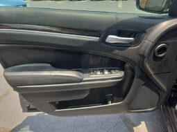 
										2015 Chrysler 300 Limited full									