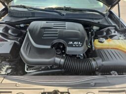 
										2015 Chrysler 300 Limited full									