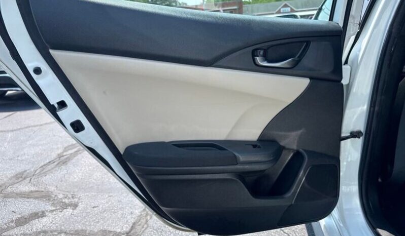 
								2017 Honda Civic Sport full									