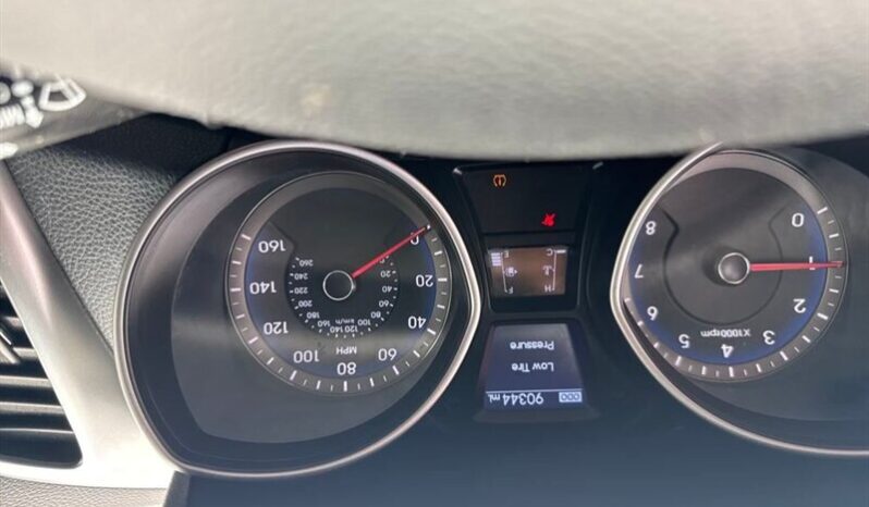 
								2014 Hyundai ELANTRA GT Base full									