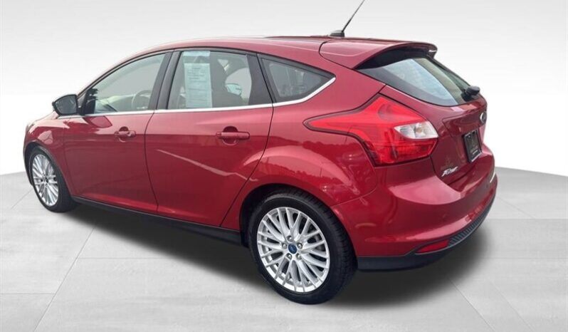 
								2012 Ford Focus SEL full									