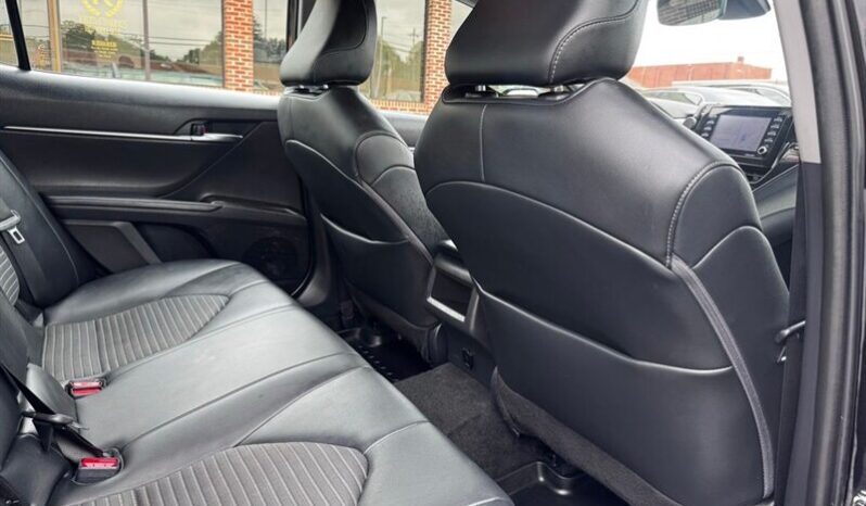 
								2022 Toyota Camry SE Nightshade full									