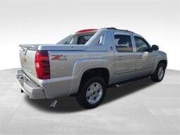 
										2013 Chevrolet Avalanche LT full									