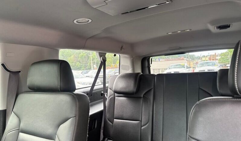 
								2017 Chevrolet Suburban Premier full									