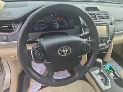 
										2013 Toyota Camry LE full									