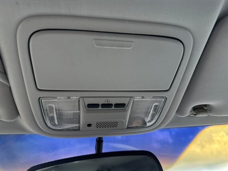 
								2005 Honda Odyssey Touring full									