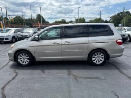 
										2005 Honda Odyssey Touring full									