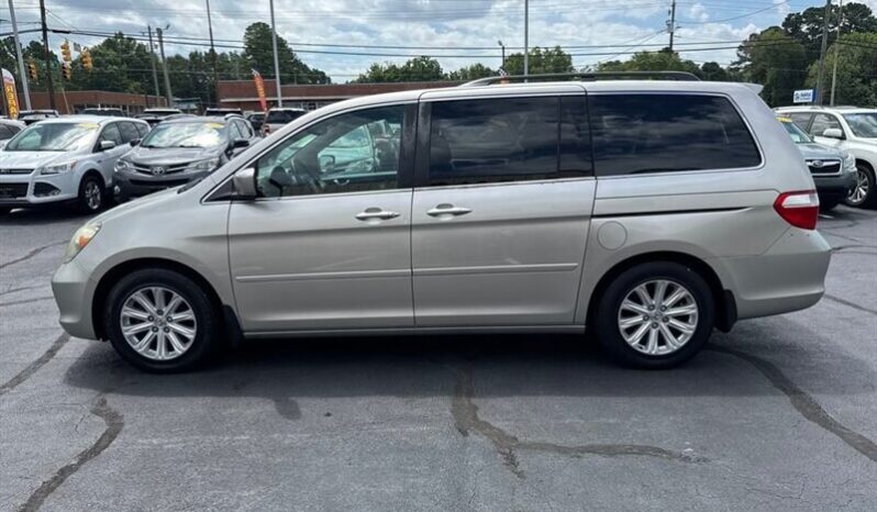 
								2005 Honda Odyssey Touring full									