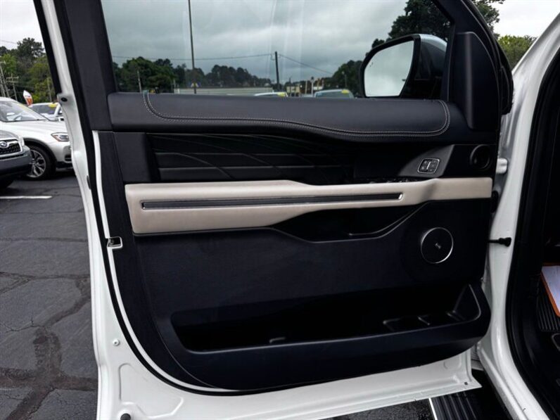 
								2020 Ford Expedition Platinum full									