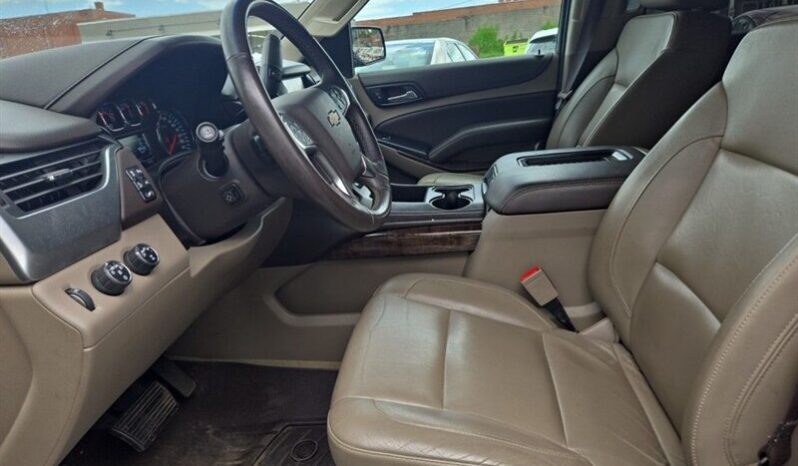 
								2017 Chevrolet Tahoe LT Z71 full									