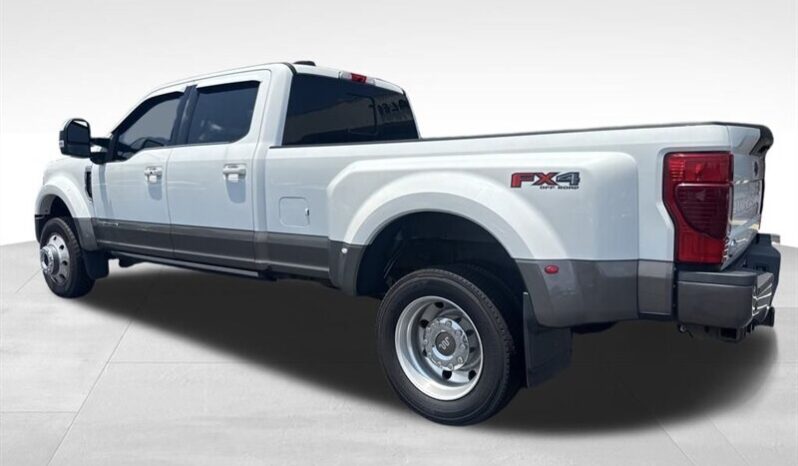 
								2022 Ford F-450 Super Duty King Ranch DRW full									