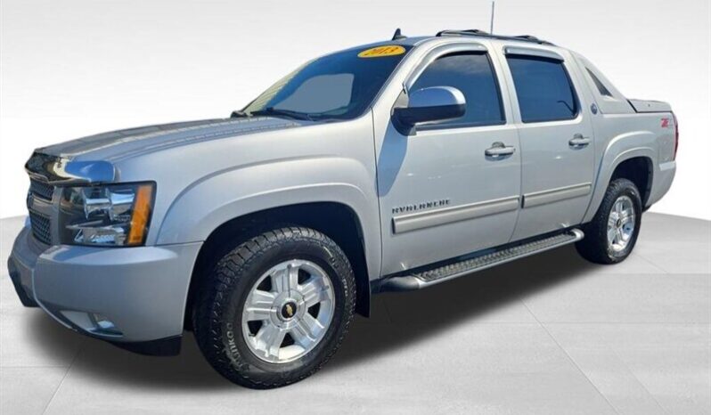 
								2013 Chevrolet Avalanche LT full									