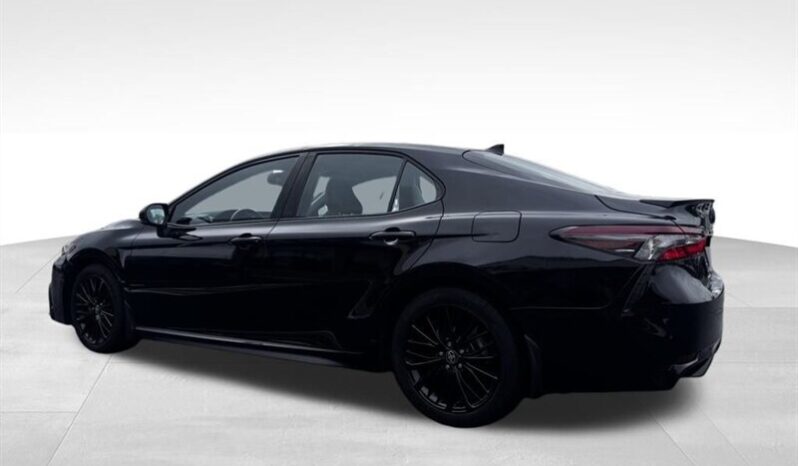 
								2022 Toyota Camry SE Nightshade full									