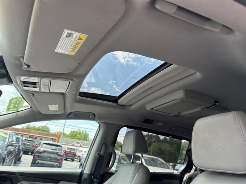 
								2019 Honda Odyssey EX-L full									