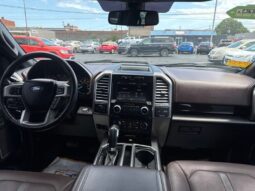 
										2015 Ford F-150 Platinum full									