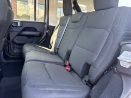 
										2018 Jeep Wrangler Unlimited Unlimited Sahara full									