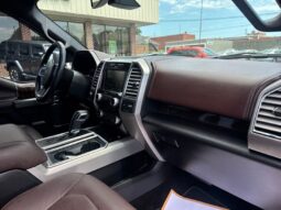 
										2015 Ford F-150 Platinum full									