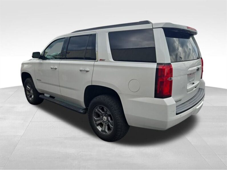 
								2017 Chevrolet Tahoe LT Z71 full									