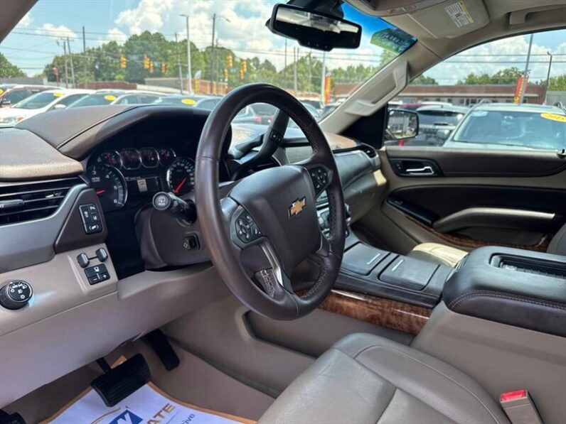 
								2015 Chevrolet Tahoe LTZ full									