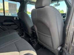 
										2018 Jeep Wrangler Unlimited Unlimited Sahara full									