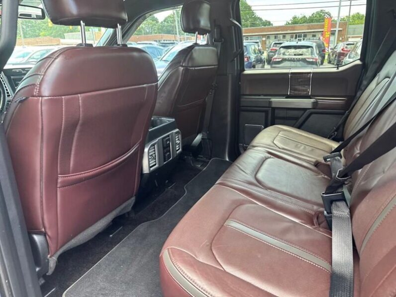 
								2015 Ford F-150 Platinum full									