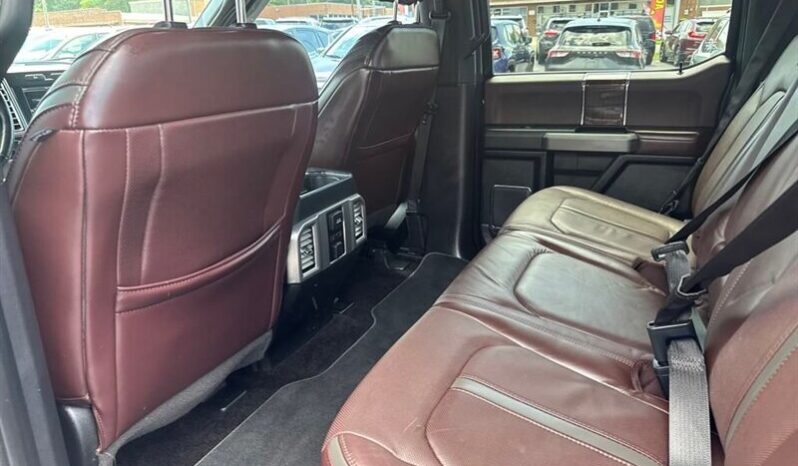 
								2015 Ford F-150 Platinum full									