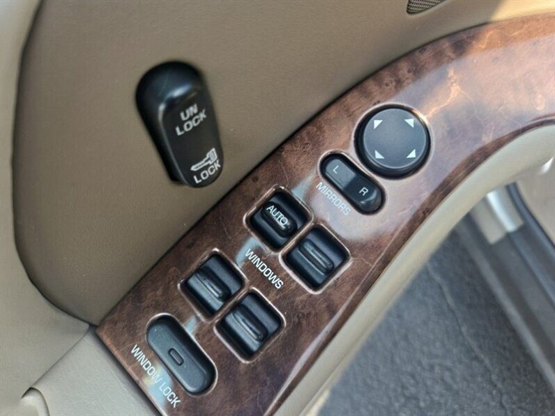 
								2005 Buick Park Avenue Base full									
