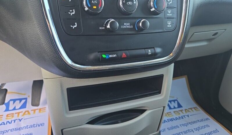 
								2019 Dodge Grand Caravan SE full									