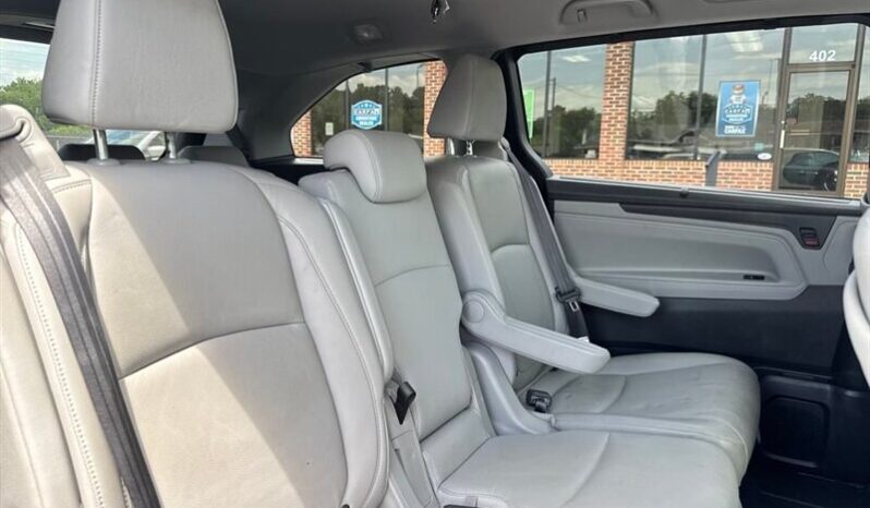 
								2019 Honda Odyssey EX-L full									