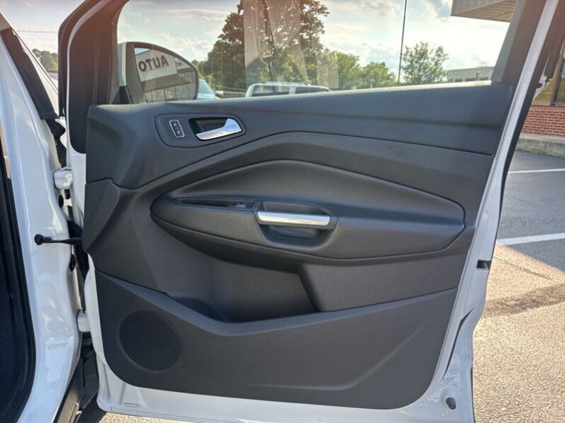 
								2014 Ford Escape SE full									