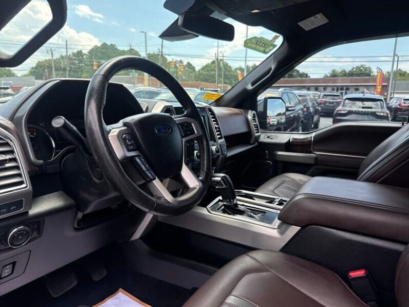 
								2015 Ford F-150 Platinum full									