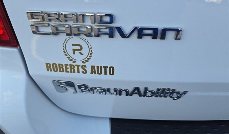 
								2019 Dodge Grand Caravan SE full									