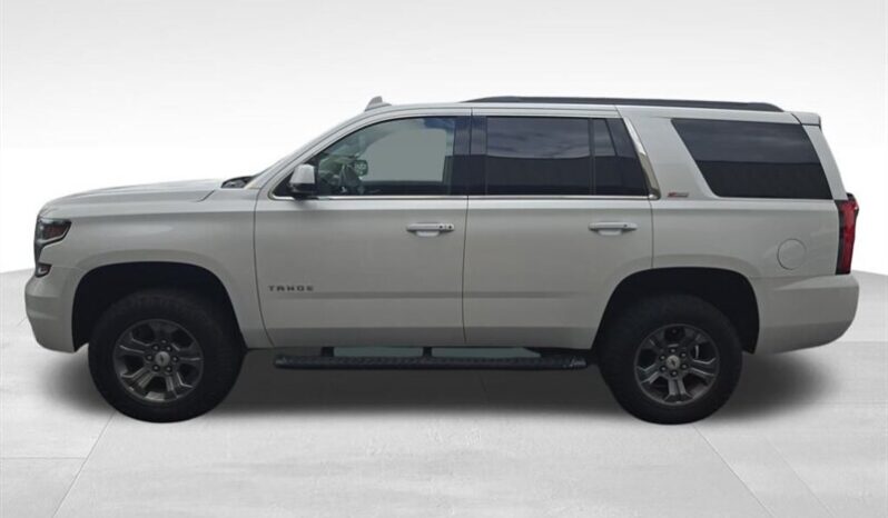 
								2017 Chevrolet Tahoe LT Z71 full									