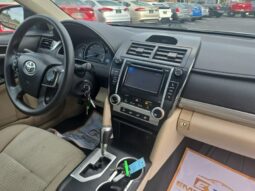 
										2013 Toyota Camry LE full									