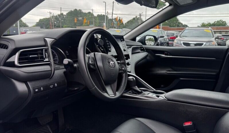 
								2022 Toyota Camry SE Nightshade full									
