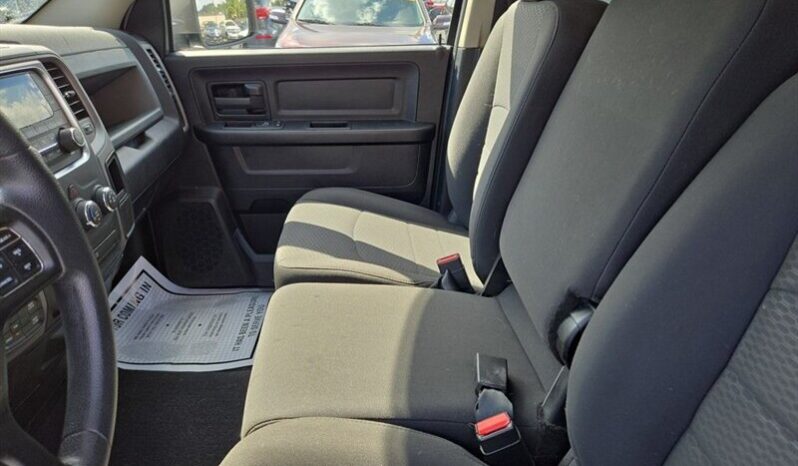 
								2019 RAM 1500 Classic Express full									