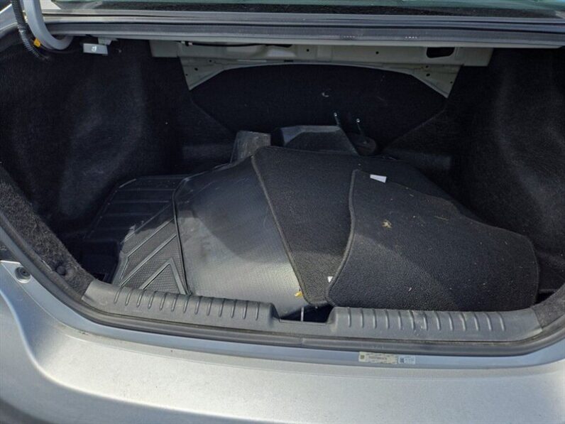 
								2013 Honda Civic LX full									