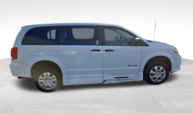 
								2019 Dodge Grand Caravan SE full									