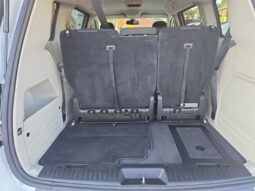 
										2019 Dodge Grand Caravan SE full									