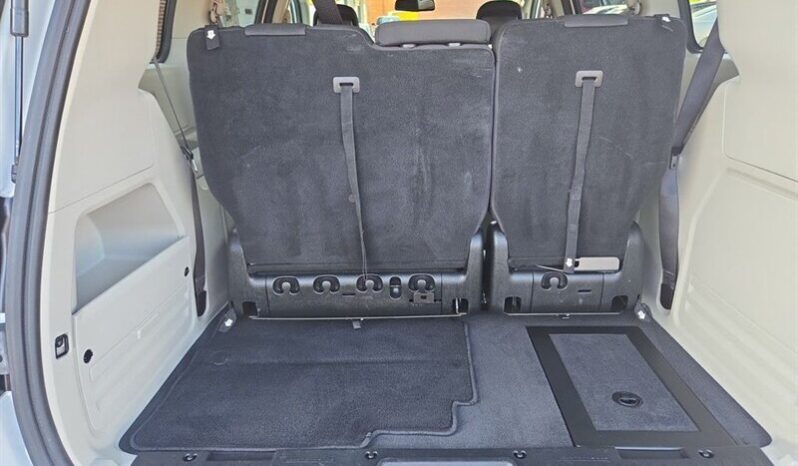
								2019 Dodge Grand Caravan SE full									
