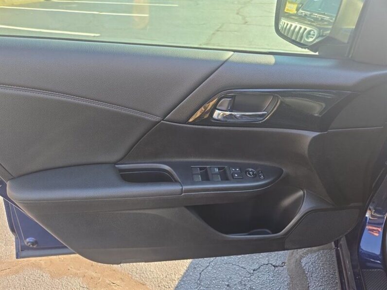 
								2014 Honda Accord Sport full									
