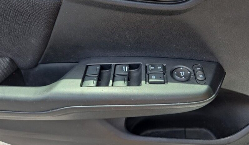 
								2013 Honda Civic LX full									