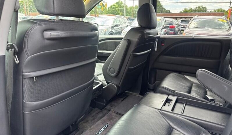 
								2005 Honda Odyssey Touring full									